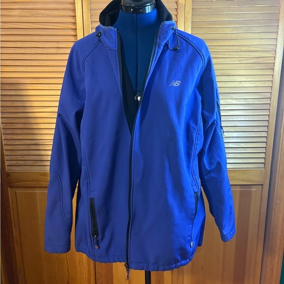 New Balance Performance Jacket in Royal Blue - Picture 1 of 3